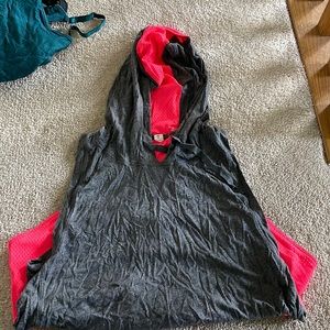 Sleeveless UA tank hoodie